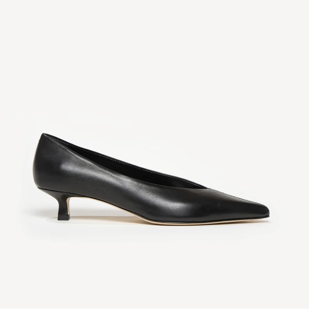 M.Gemi Marzia Kitten Heel Pumps NIB - Picture 2 of 5